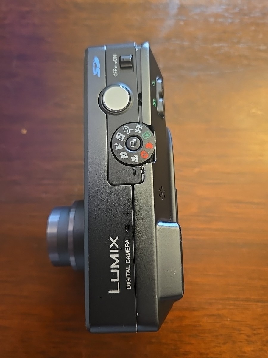 Panasonic LUMIX パナソニック　DMC-F1 y-135 Panasonic LUMIX パナソニック DMC-F1 y-135 Amazon.com