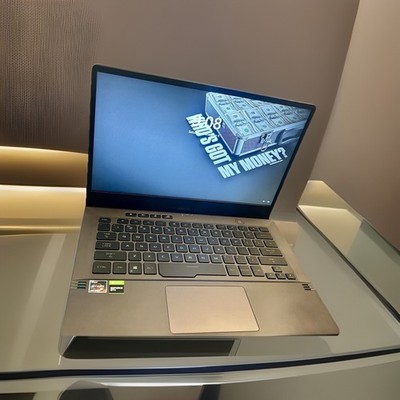 ASUS ROG Zephyrus G14 GA401QH • Ryzen 7 5800HS • 16GB ASUS ROG Zephyrus G14 GA401QH • Ryzen 7 5800HS • 16GB
