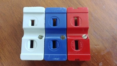 WYLEX 30 AMP (nur rot) NUR BASISSCHILDTRÄGERHALTER (mit Schraube)