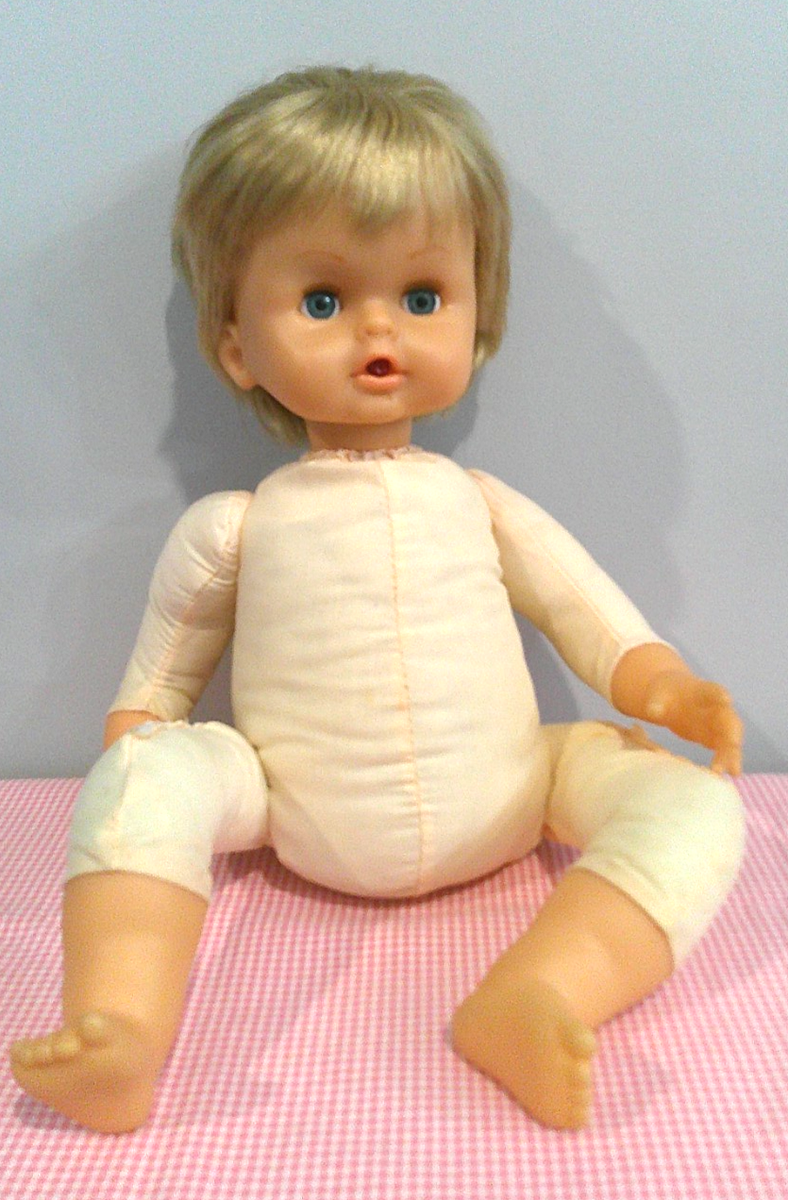 Adorable Working, Vinyl & Cloth cicciobello Baby Doll by Giochi