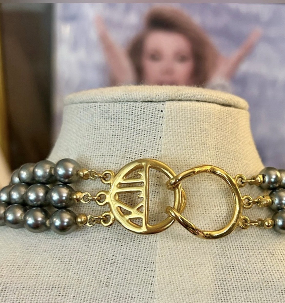 Vintage Kenneth Jay Lane KJL Gray Faux Pearl Neck… - image 3