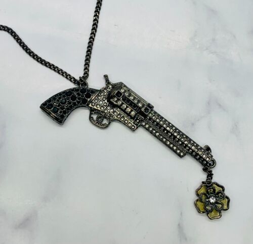 Auth CHANEL CC Rare Black Rhinestone Gun Pendant Necklace - Pre owned / LP5244