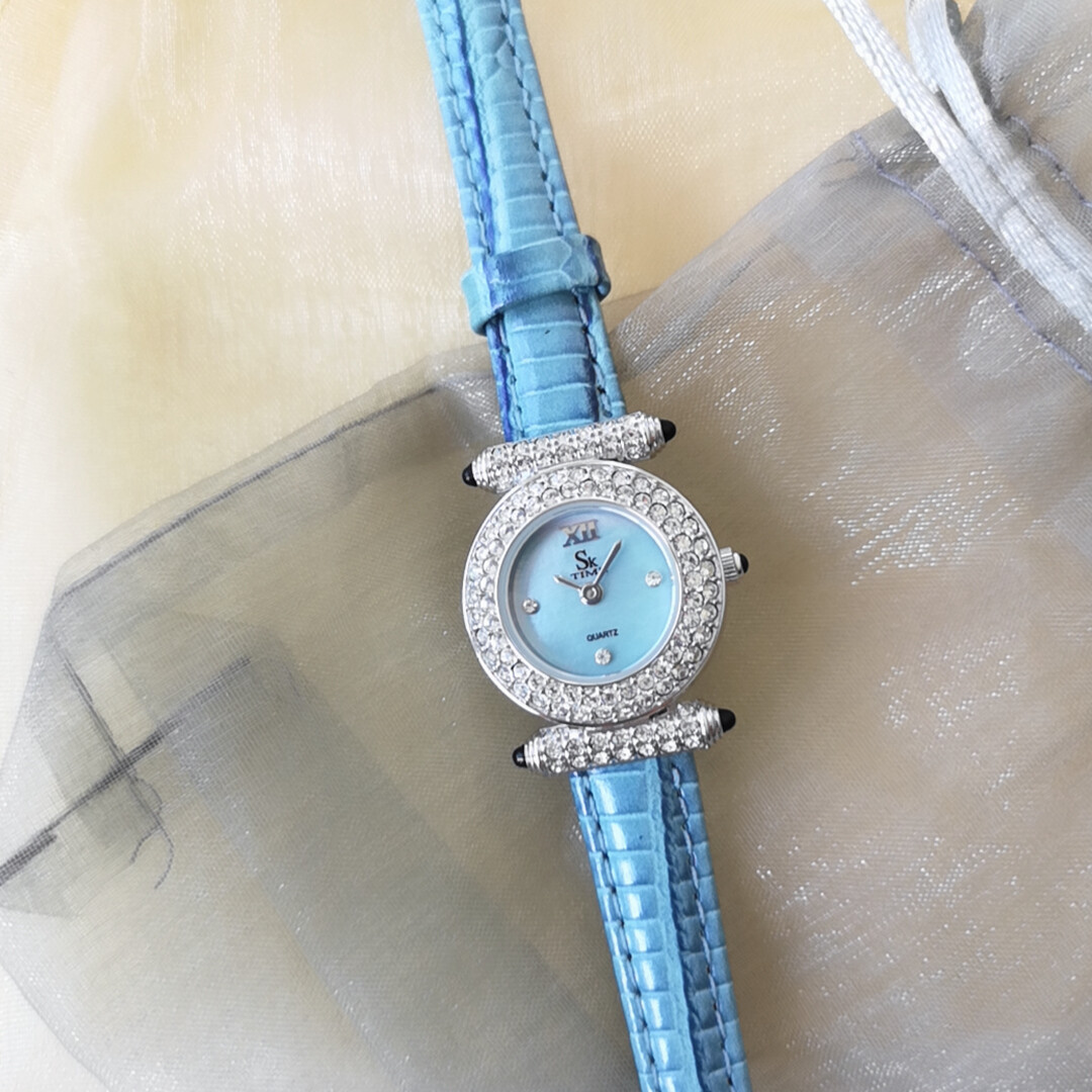 Swarovski Silver Dial with Blue Strap Women\'s Watch Amazon.com: Swarovski Cosmopolitan Watch, Metal Bracelet  main image 4