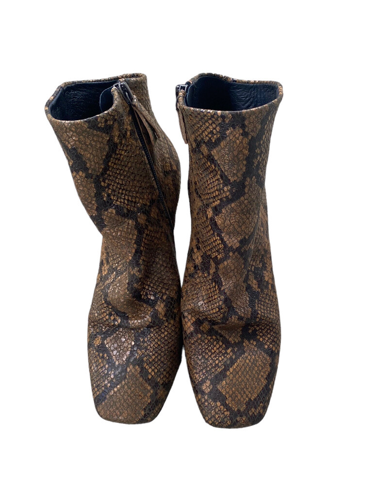 Free People Womens Cybill Heeled Ankle Boots Snakeskin  display picture 1