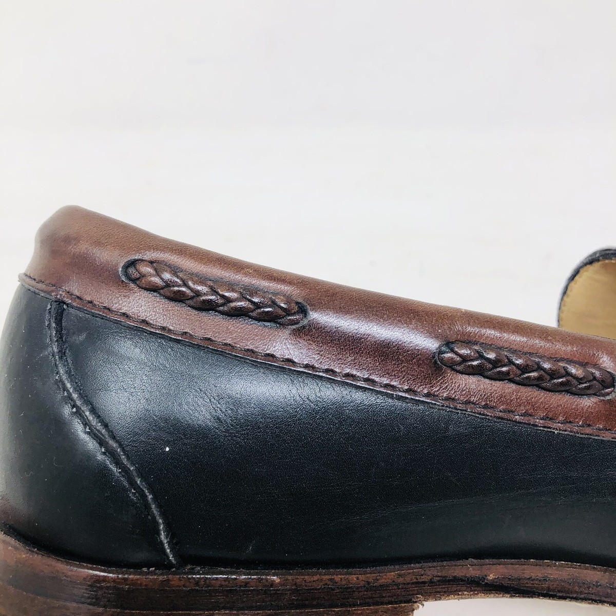 ALLEN EDMONDS WOODSTOCK MEN'S BLACK / BROWN LEATHER TASSEL LOAFERS