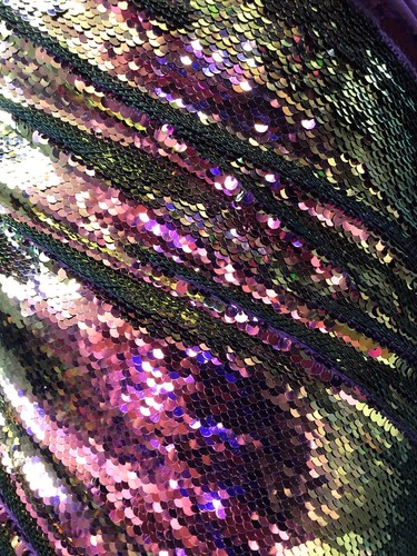 Mermaid Sequins 2tone Iridescent Purple/lilac Reversible Sequins On Spandex Base - Picture 6 of 10