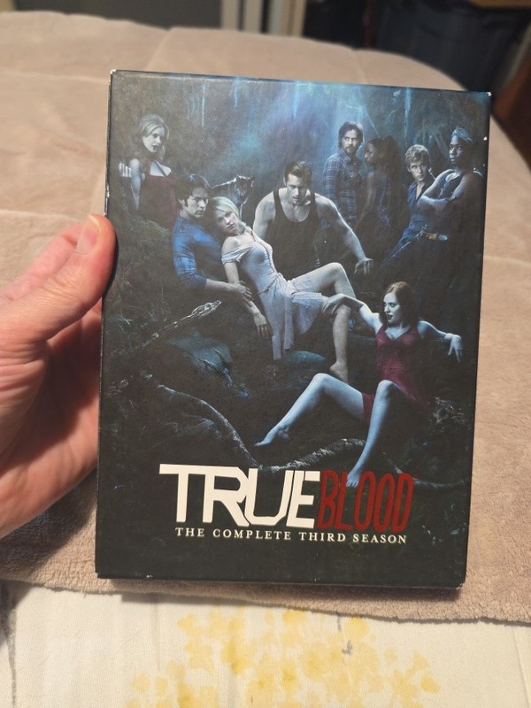 True Blood: The Complete Third Season (Blu-ray Disc, 2011, 5-Disc Set)