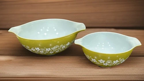 2 Vtg Green PYREX Spring Blossom Crazy Daisy Mixing Bowls Cinderella 4 & 1.5 Qt