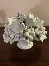 Lg Vintage 1950 Italian Blanc De Chine Porcelain Grape Centerpiece Retails $795