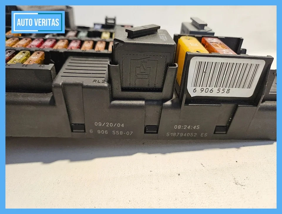 Original BMW E61 525i 192 PS fuse box 6906558-07 - Image 4 of 4