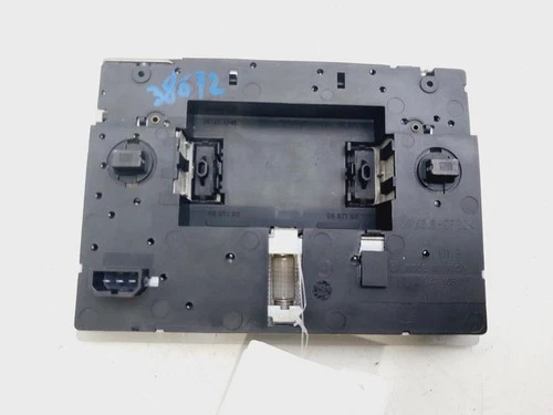6Q0947105C Innenraumbeleuchtug für VOLKSWAGEN POLO IV (9N3) Highline 20 9278062 - Bild 3 von 10