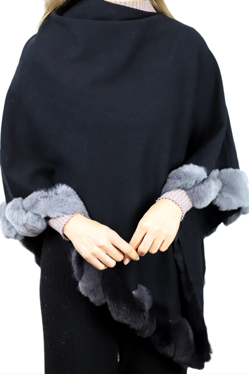 La fiorentina faux fur poncho Clearance