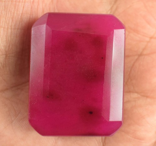 191,85 ct natürlicher afrikanischer roter Rubin im Smaragdschliff loser Edelstein frisch eingetroffen