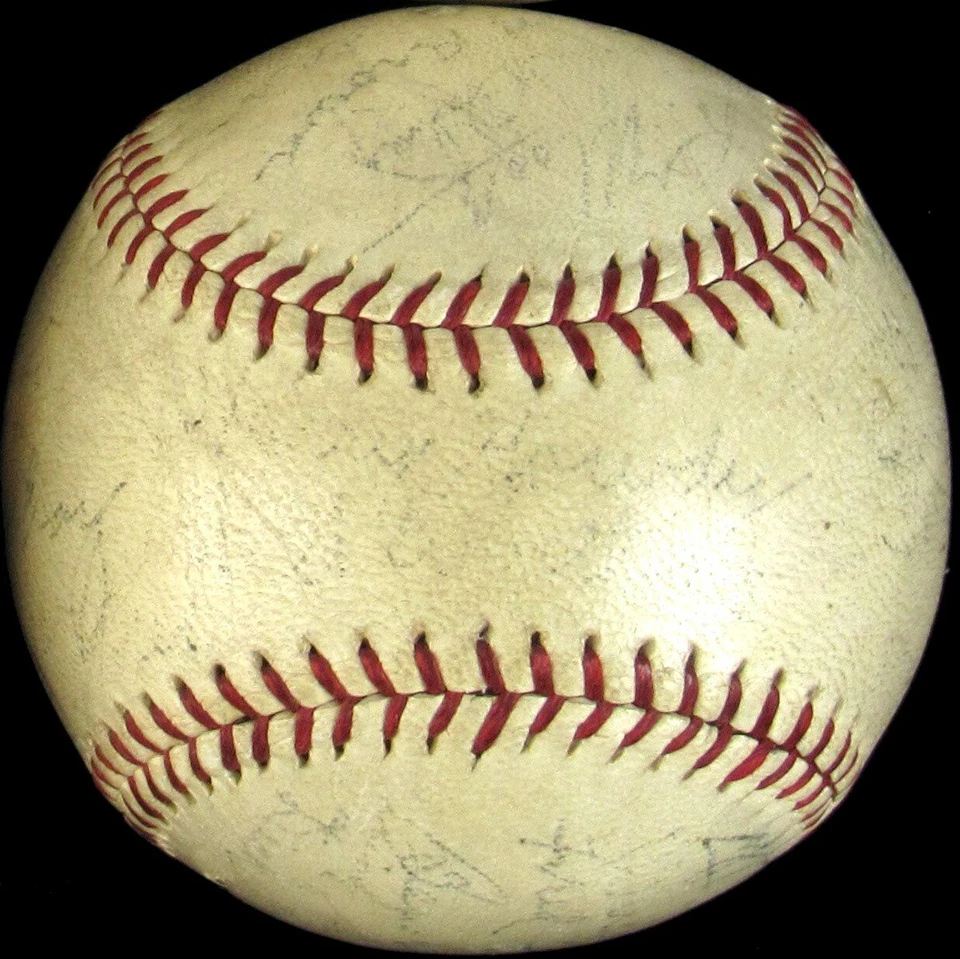 EXTREMELY RARE! 1934 Braves Team Signed Baseball Wally Berger Hank Gowdy JSA LOA - Image 4 of 4