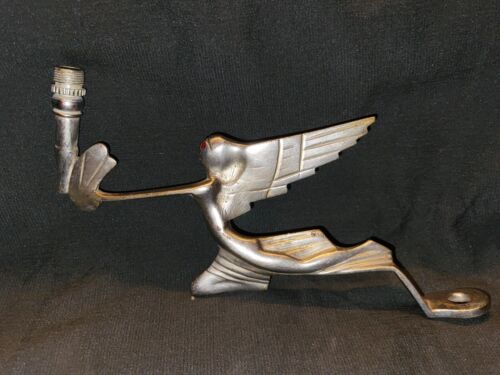 VINTAGE OLD FLYING LADY CHROME PONTIAC CAR EMBLEM MONOGRAM HOOD ORNAMENT 1941 - Picture 3 of 8