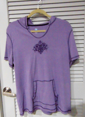 SB Active Woman's HOODIE SHIRT Scroll Flourish Graphic Short Sleeve
