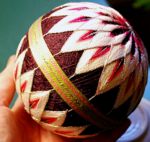 Vtg JAPANESE TEMARI THREAD HAND BALL Traditional Handmade FOLK ART Large Purple - Picture 4 of 23