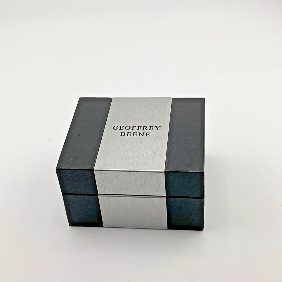 Gemelos Geoffrey Beene Tono Plata Línea Texturizada Diseño Borde Pulido con Caja Foto 2 de 2