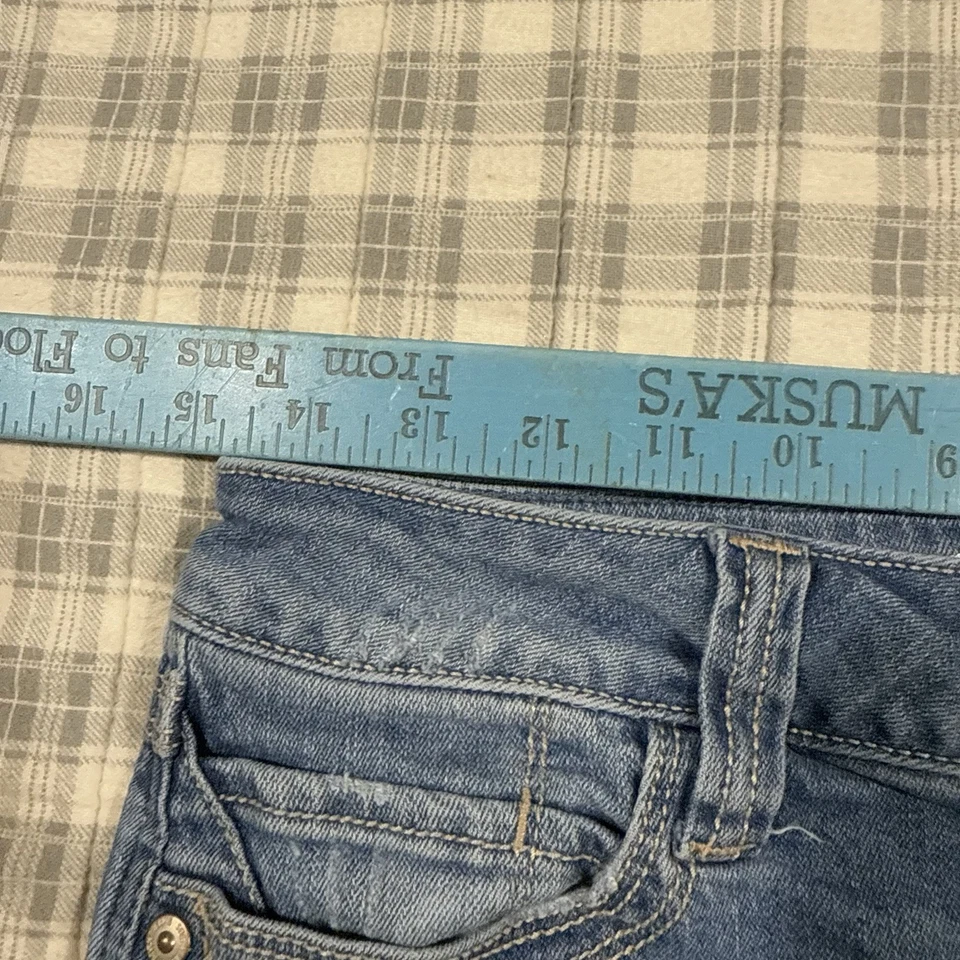 "Pantalones cortos de jean para mujer Seven7 talla 6 desgastados tiro medio azul corte entrepierna de 5""" Foto 4 de 4