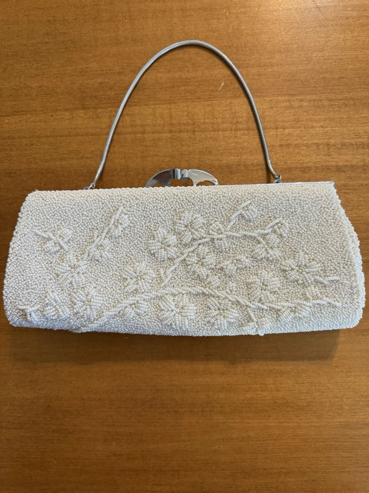 Lote De 3 Embragues De Colección Hechos En Hong Kong Oro Perla Negro Hechos A Mano Foto 2 de 4