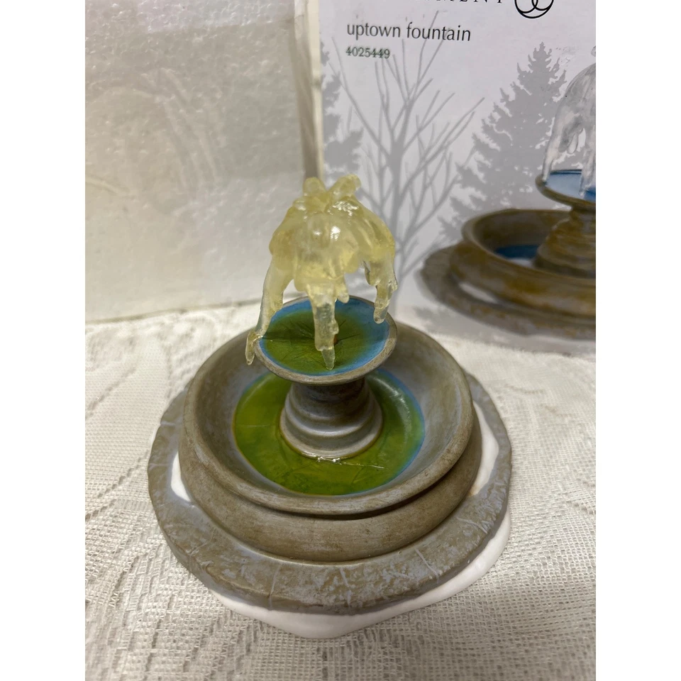 Редкая 2012 Department 56 Village аксессуары Uptown фонтан фигурка 4025449 - Изображение 3 из 4