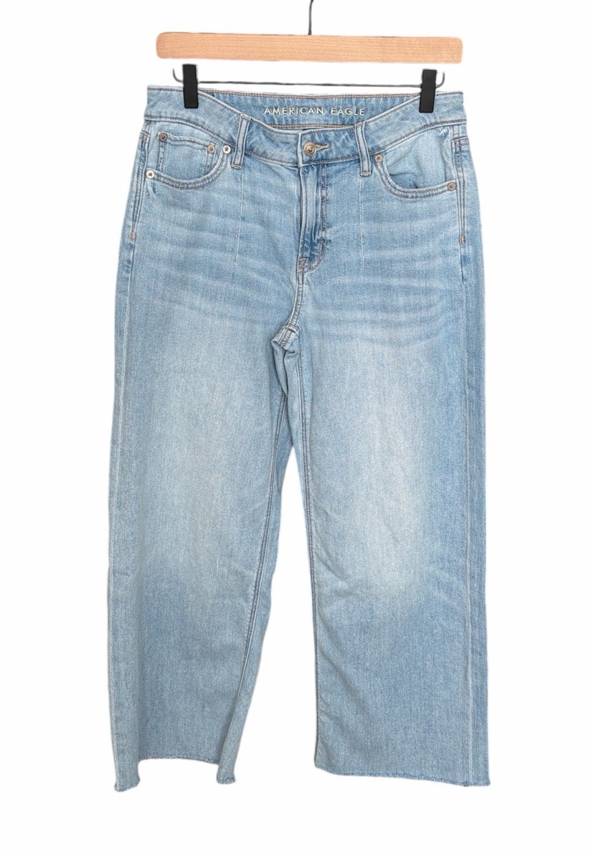 American Eagle Baggy Wide Leg Jeans Size 2 Raw Hem Boho Y2K 90s Light Wash