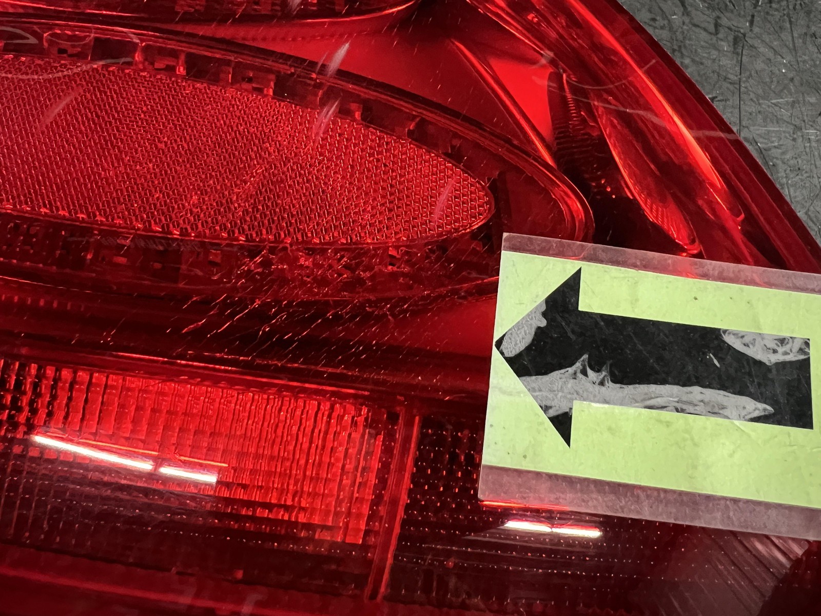03-09 BENTLEY CONTINENTAL DRIVER LH QUARTER PANEL MOUNTED TAIL LIGHT STOP LAMP