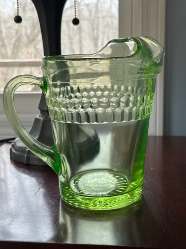 VTG 1930s Anchor Hocking Roulette Green Pitcher 65 oz Uranium Glass UV Glow