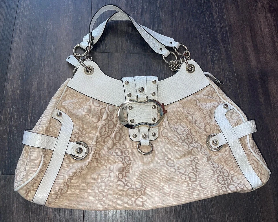 VTG Guess Y2K Monogram Beige White Canvas Shoulder Bag Faux Snakeskin Silver EUC