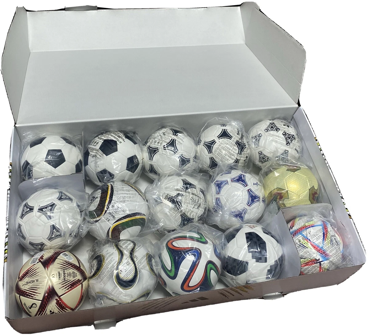 adidas HISTORICAL WORLD CUP MINI SET