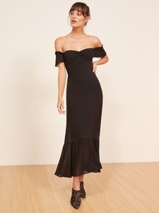 sweetheart ruffle midi dress