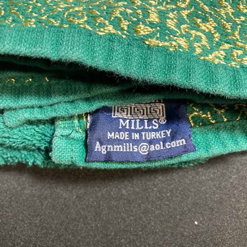 Vintage AEGEAN Mills Christmas Green & Gold "Merry" Hand Towels-Set of 2
