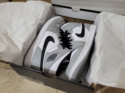 ♡ホワイト♡ 554724-092 Nike Air Jordan 1 Mid Light Smoke Grey Black