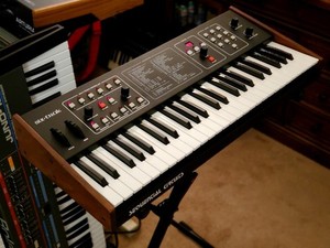 美品・動作良好品】Access Virus C 本体 ハードウェア音源 美品・動作