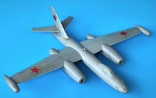 Il-28P "Beagle" Tactical Recon Avion 1:100 Reconnaissance Modèle Chine 1970