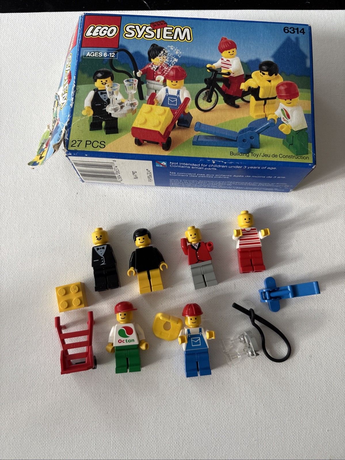 Vintage LEGO Town City People 6314 Set Incomplete No Instructions