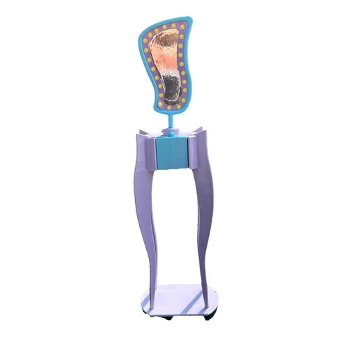 Mary Kate and Ashley Mattel Barbie Vintage Mirror 2000. Doll Accessories