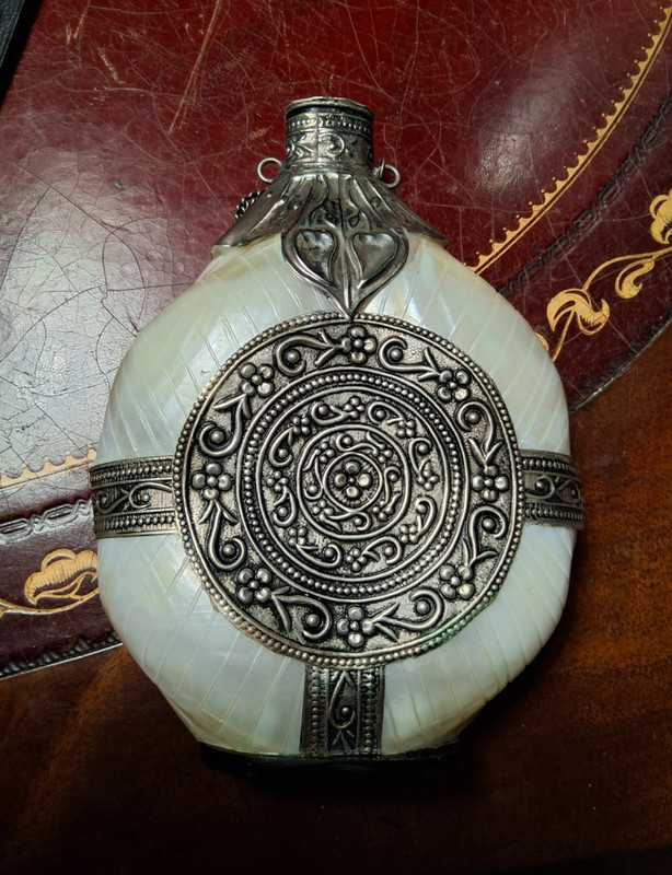 Mother of Pearl With Metal Overlay Snuff Bottle