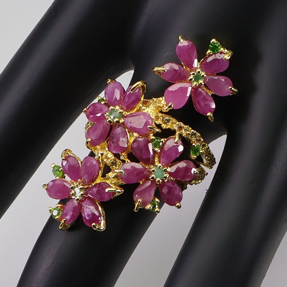 925 Sterling Silver Ring with Pear Ruby, Chrome Diopside & Sapphire - Size 6.5