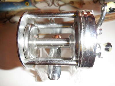 Moulinet de pêche vintage Shakespeare Criterion 1960 modèle