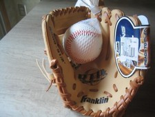 Franklin 9.5 Ready to Play Tee Ball Right Hand Throw Glove No Break In New Ball