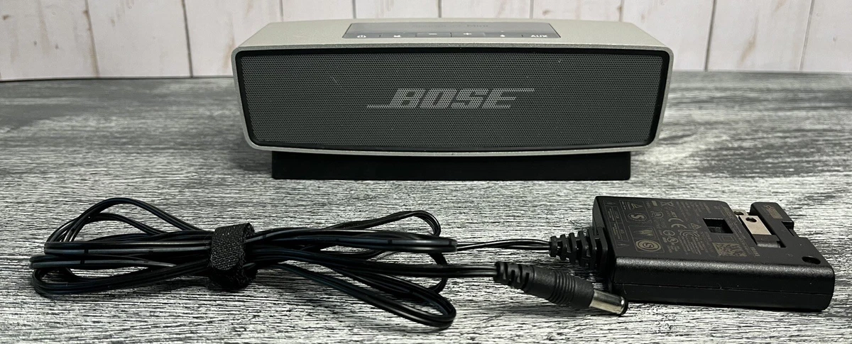 Bose SoundLink Mini Bluetooth Speaker - Black - TESTED