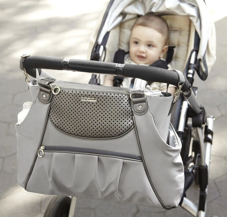 EUC Skip Hop Studio Select Day-To-Night Baby Diaper Tote Bag Pewter $90 - Image 4 of 4