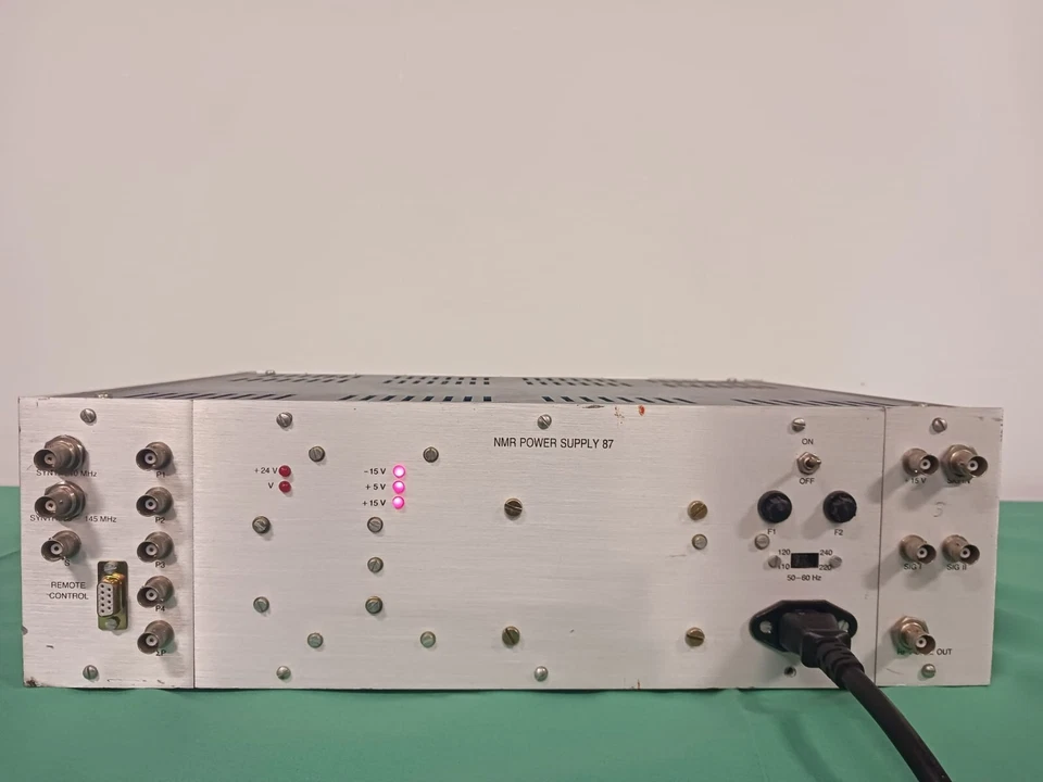 Fuente de alimentación NMR 87 Foto 4 de 4