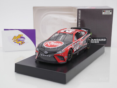 Lionel Racing C202223RHMCD # Toyota NASCAR 2022 Christopher Bell - Rheem 1:24