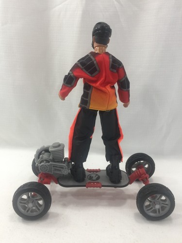 1993 Hasbro Action Man Skateboard Extreme Action Figure and Board Launcher Disk - Picture 3 of 15
