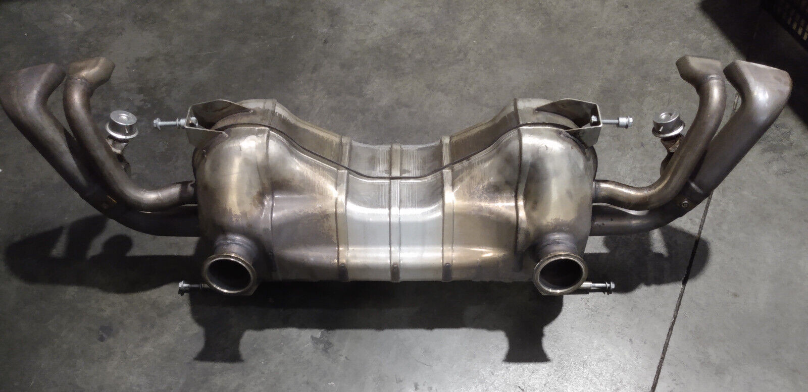 2017 Audi R8 V10 Spyder OEM Exhaust Muffler System / PN: 420 251 609 L