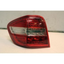 Feu arrière Mercedes 320