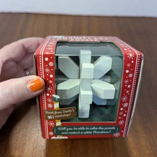 NIB Festive Snowflake Puzzle The Original Winter Wonders Professor Puzzle 4805