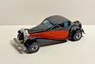 Vintage Hot Wheels ‘37 Bugatti Black And Red 1980
